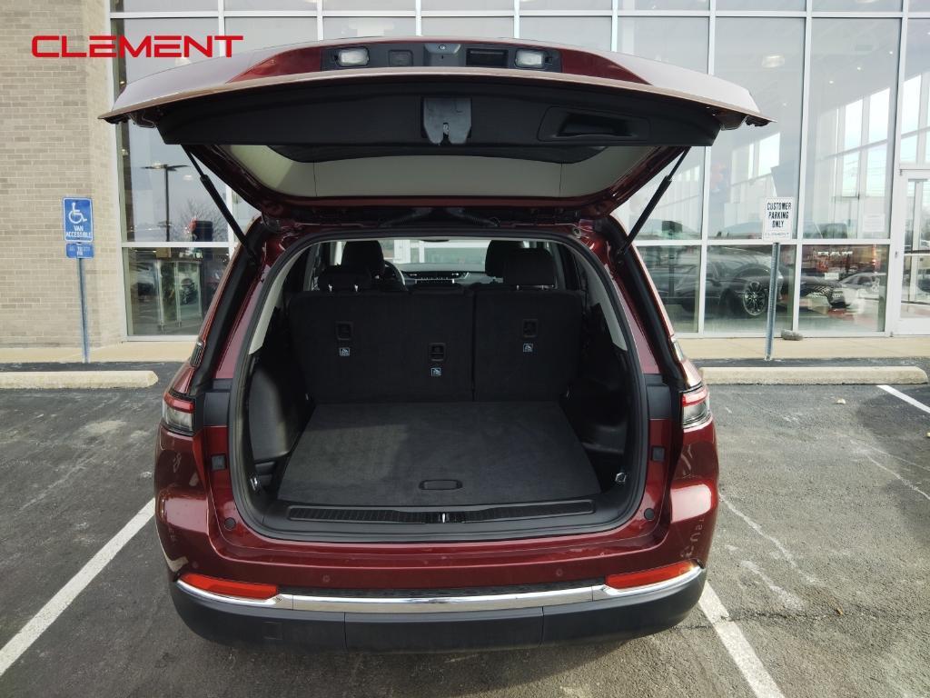 used 2023 Jeep Grand Cherokee car, priced at $27,517