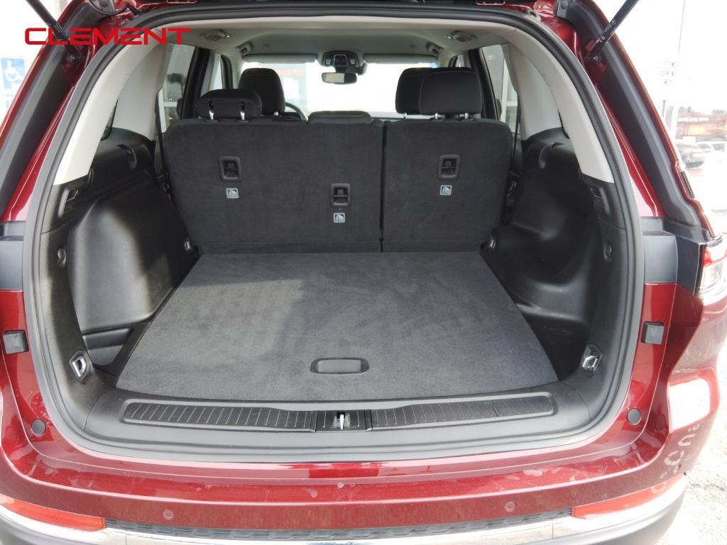 used 2023 Jeep Grand Cherokee car, priced at $27,517