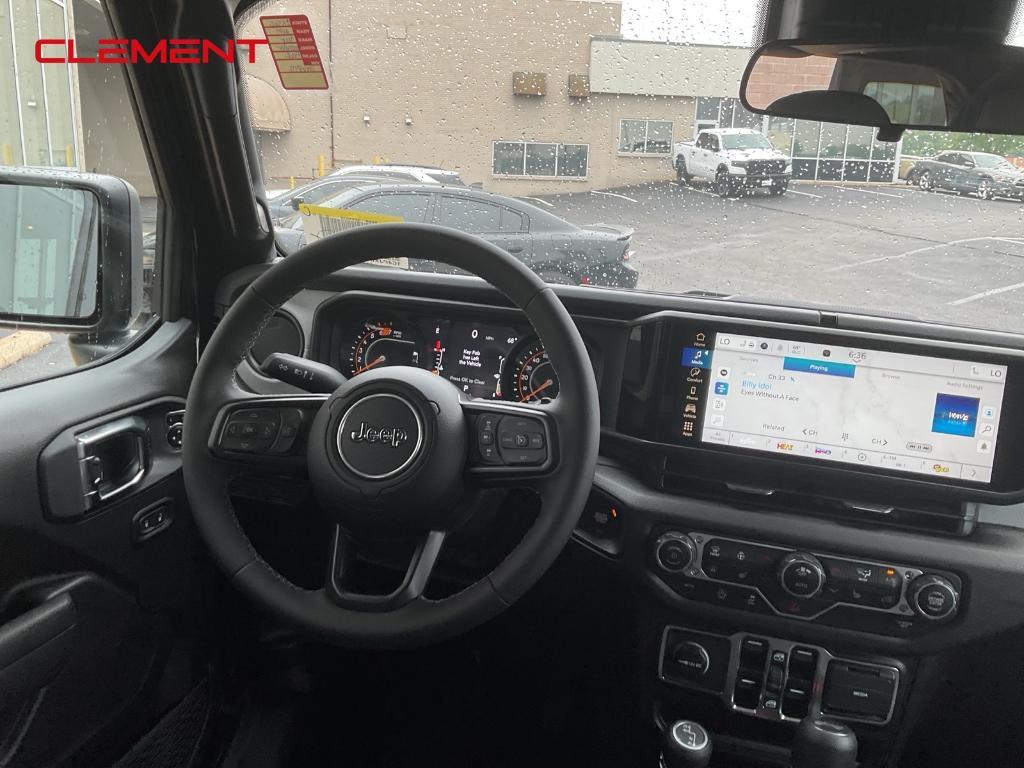 new 2025 Jeep Wrangler car, priced at $43,013