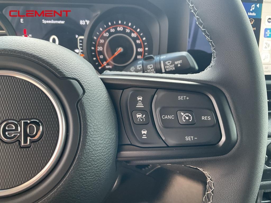 new 2025 Jeep Wrangler car, priced at $43,288