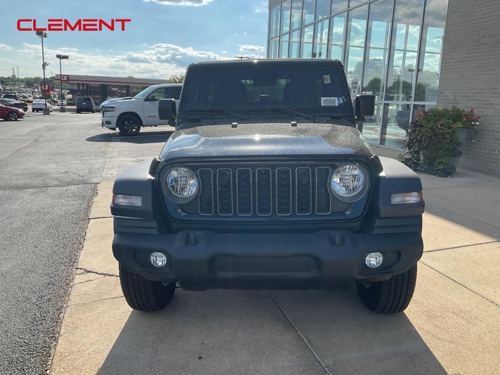 new 2025 Jeep Wrangler car, priced at $43,288