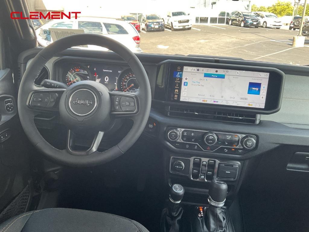 new 2025 Jeep Wrangler car, priced at $43,288