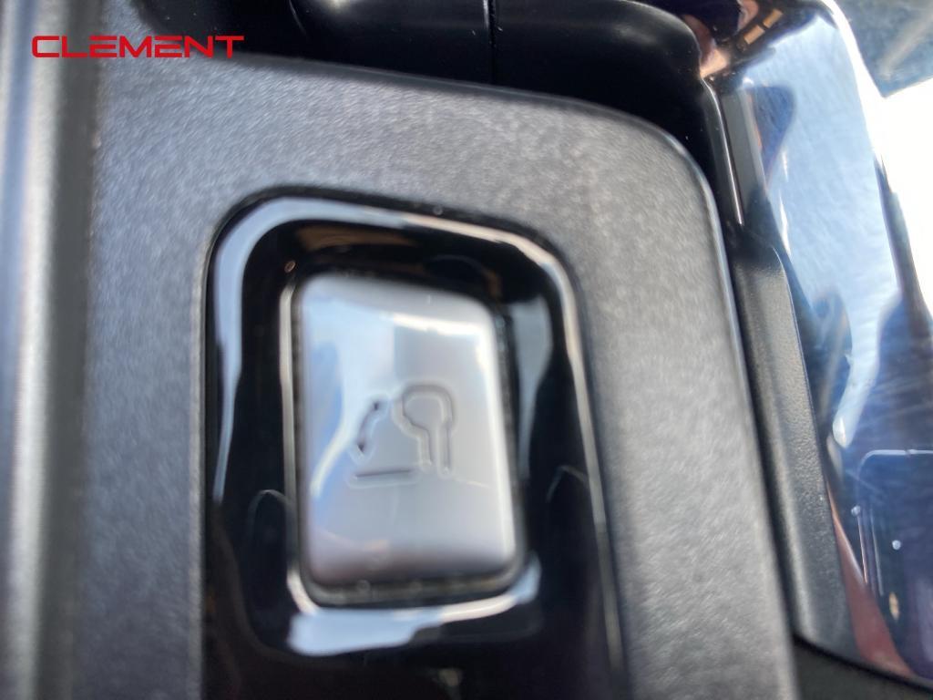 used 2022 Ford F-150 car, priced at $38,500