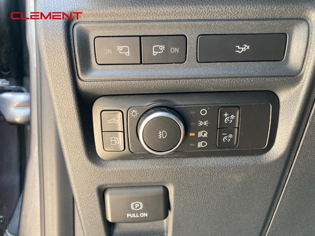 used 2022 Ford F-150 car, priced at $38,500