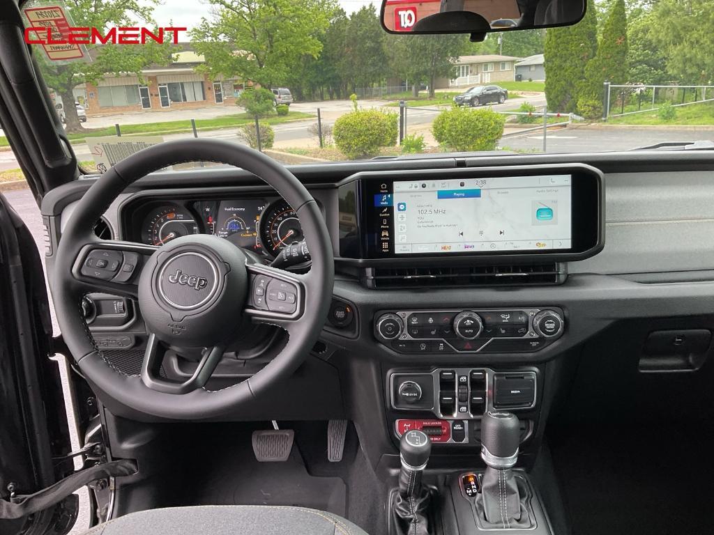 new 2025 Jeep Wrangler car, priced at $47,872