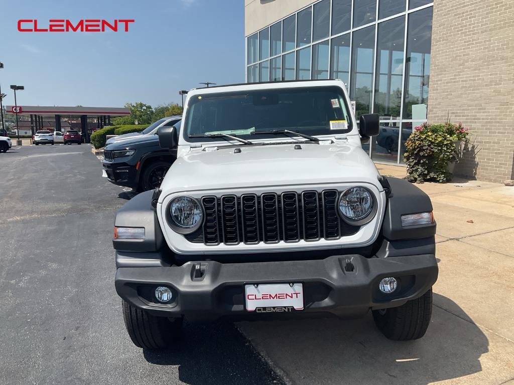 new 2025 Jeep Wrangler car, priced at $48,252