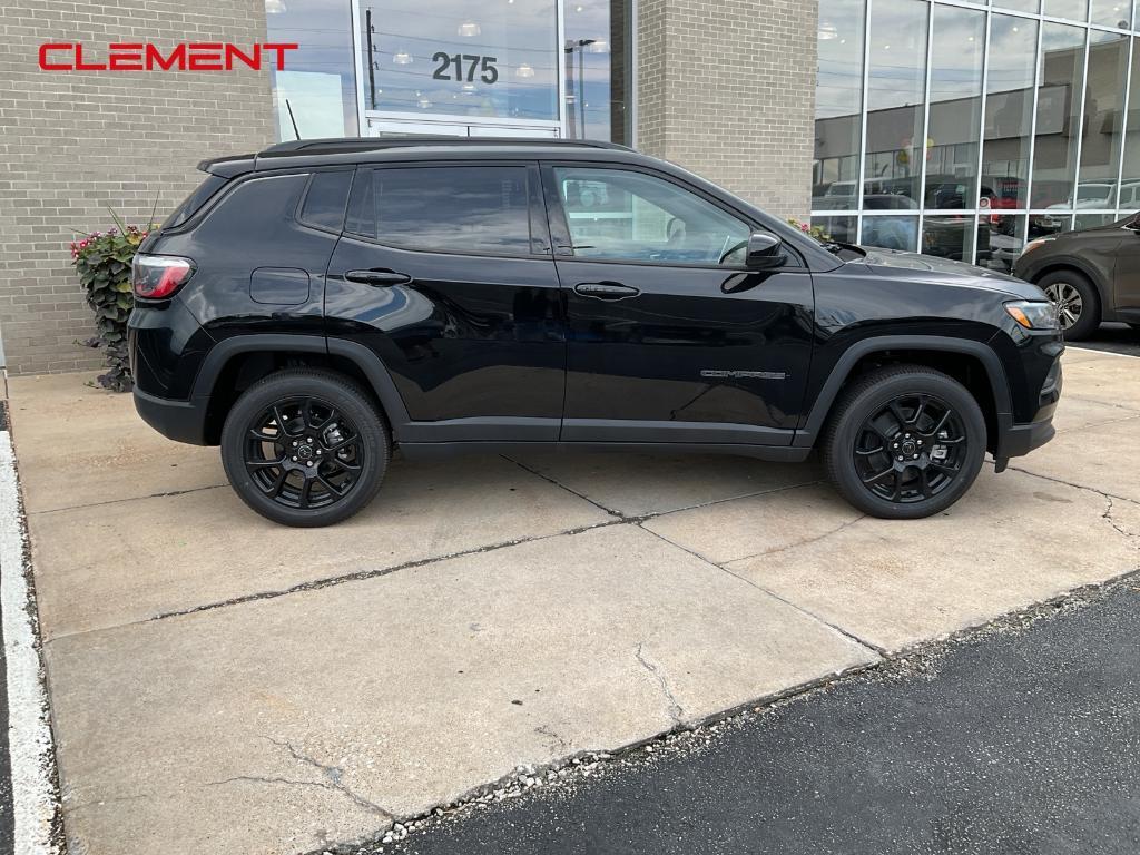 new 2025 Jeep Compass car, priced at $30,958
