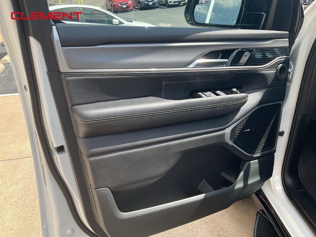 new 2025 Jeep Wagoneer L car, priced at $66,515