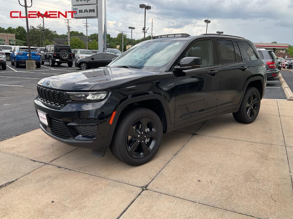 new 2025 Jeep Grand Cherokee car, priced at $38,558