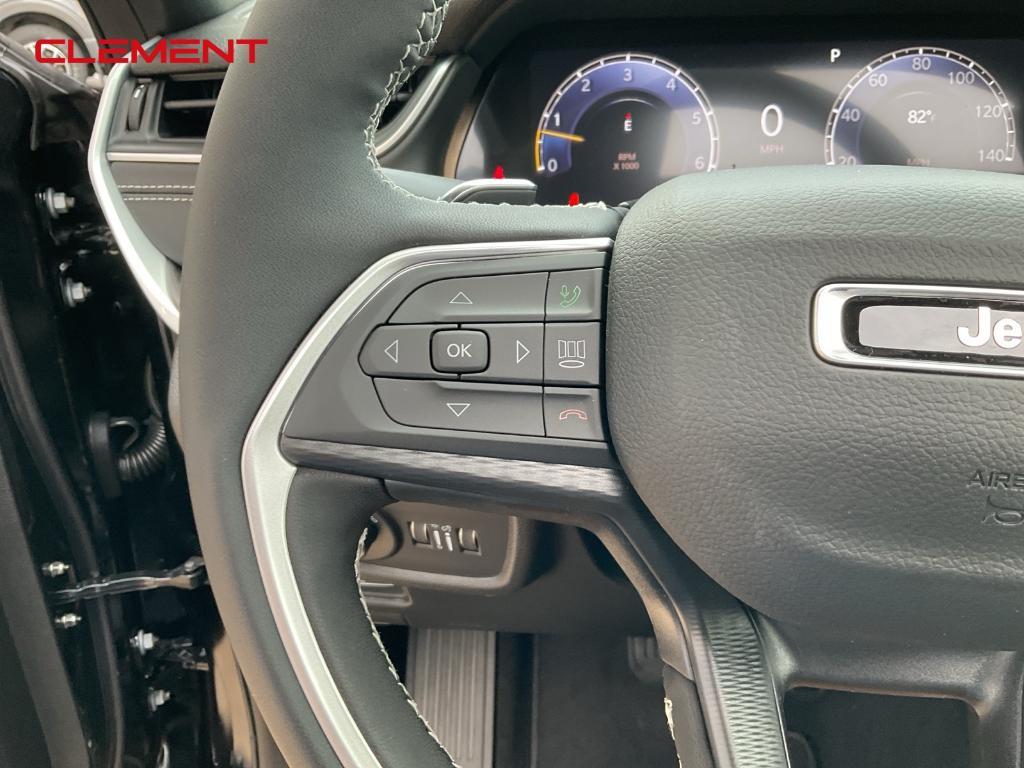 new 2025 Jeep Grand Cherokee car, priced at $38,558