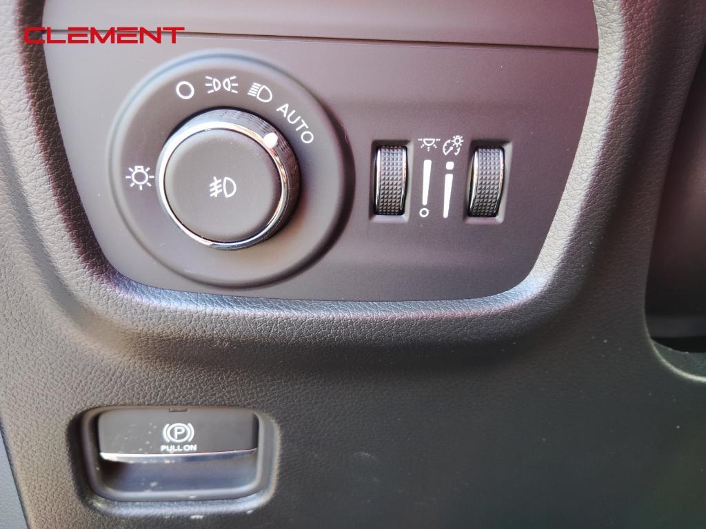new 2025 Jeep Grand Cherokee L car, priced at $45,180