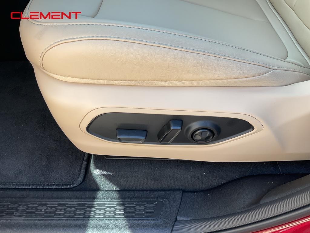 new 2025 Jeep Grand Cherokee car, priced at $40,270