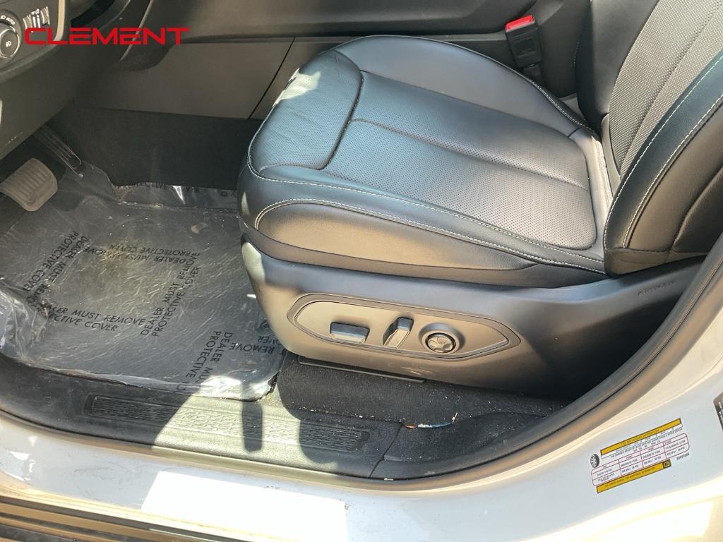 new 2025 Jeep Grand Cherokee L car, priced at $44,144