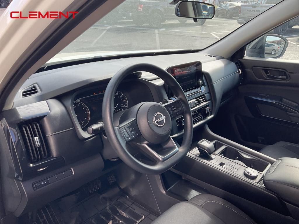 used 2024 Nissan Pathfinder car, priced at $30,400