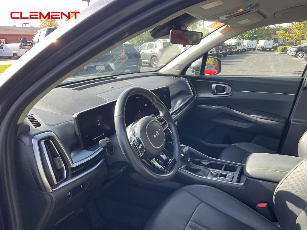 used 2024 Kia Sorento car, priced at $27,200
