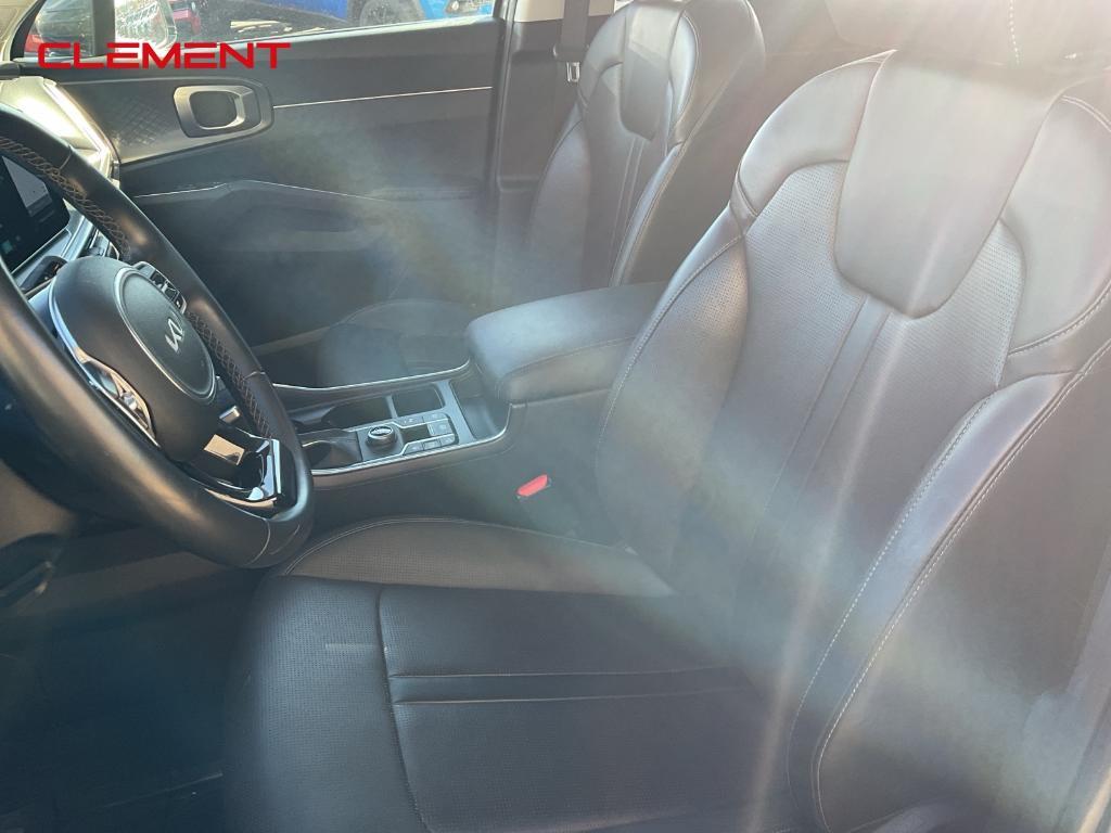 used 2024 Kia Sorento car, priced at $26,600