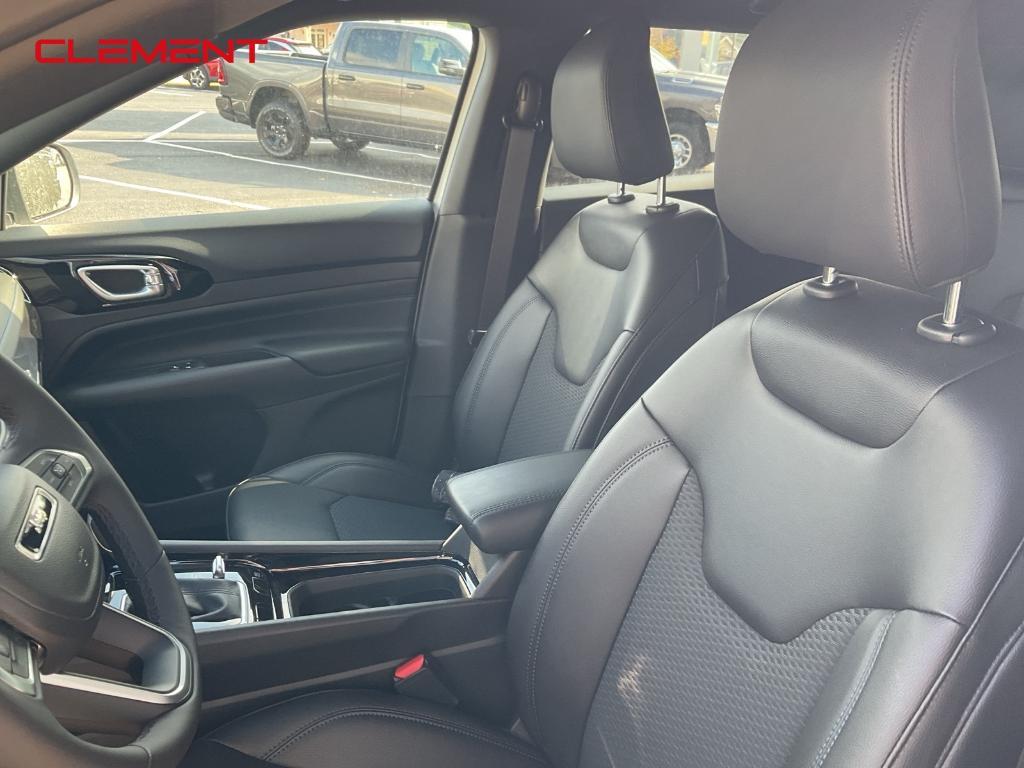 new 2026 Jeep Compass car, priced at $32,815