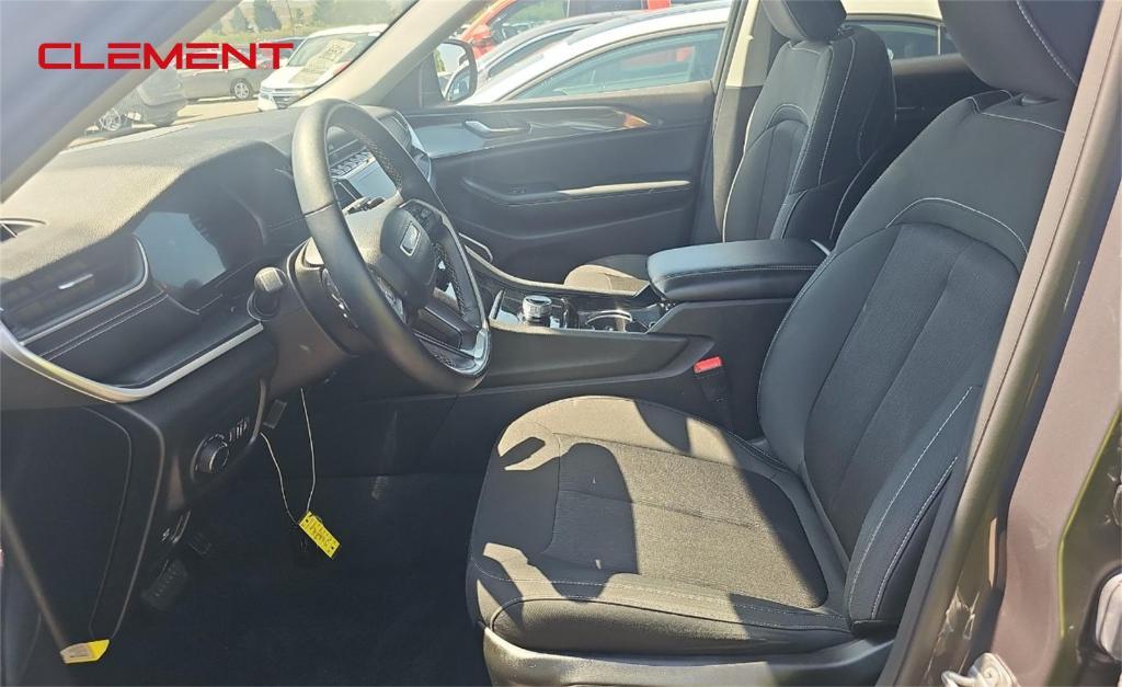 used 2022 Jeep Grand Cherokee L car, priced at $30,400