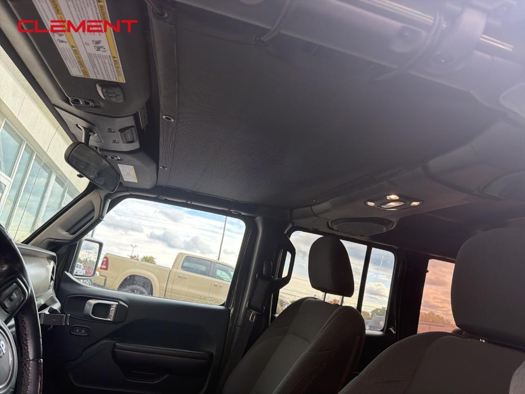 used 2021 Jeep Wrangler Unlimited car, priced at $25,484