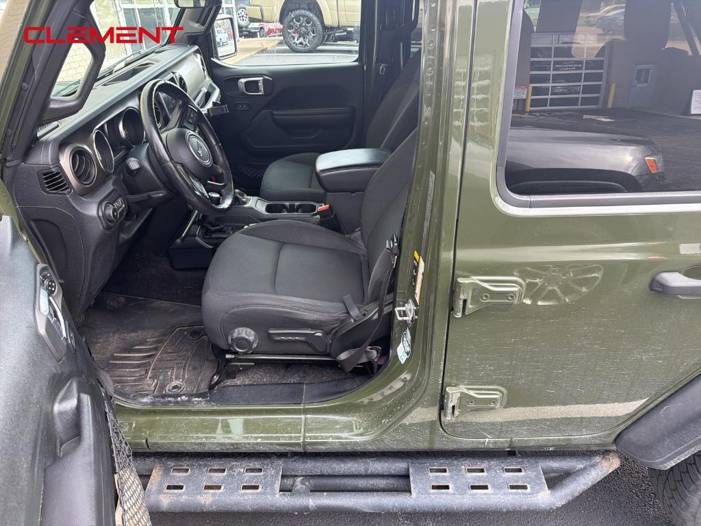 used 2021 Jeep Wrangler Unlimited car, priced at $25,484