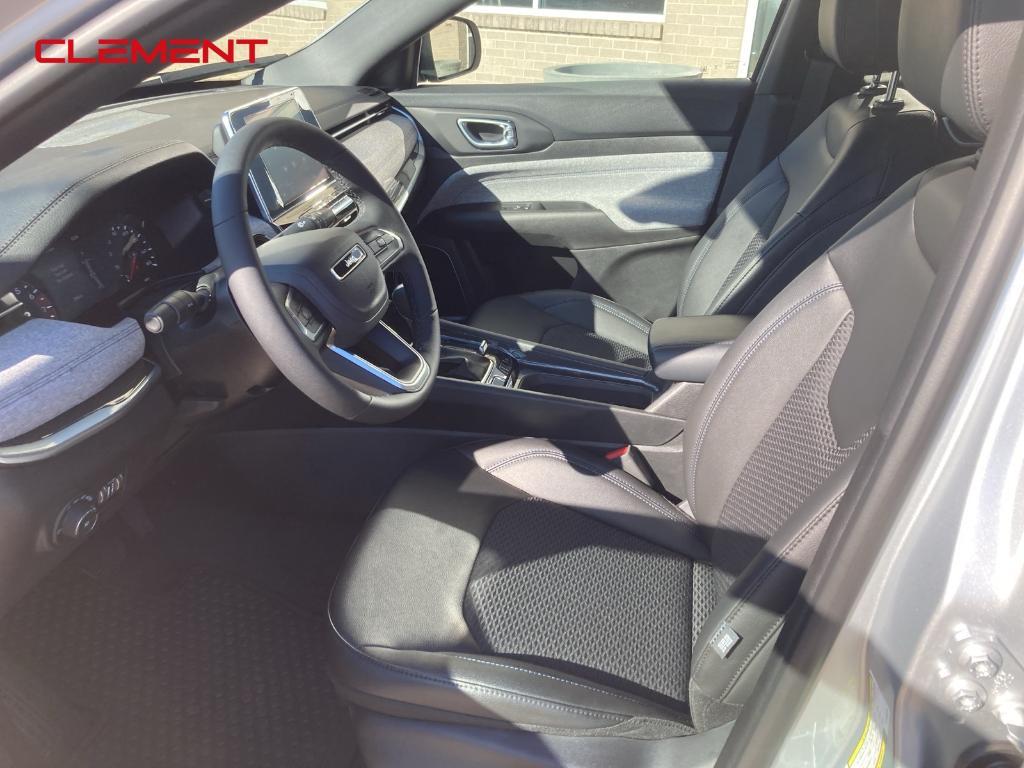 new 2025 Jeep Compass car, priced at $31,238