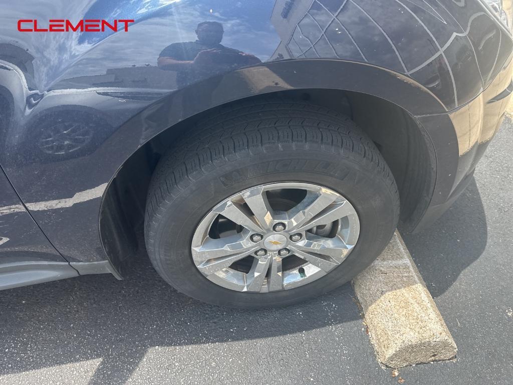 used 2015 Chevrolet Equinox car, priced at $11,200