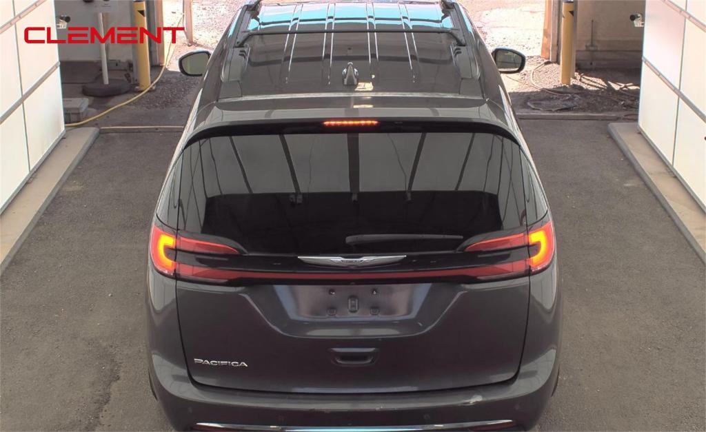 used 2022 Chrysler Pacifica car, priced at $22,000