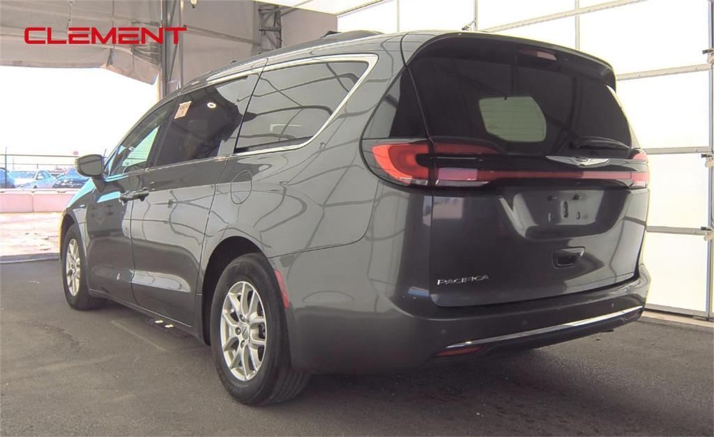 used 2022 Chrysler Pacifica car, priced at $22,000