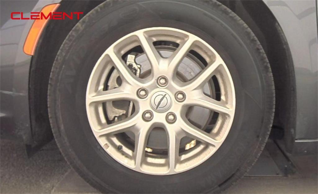 used 2022 Chrysler Pacifica car, priced at $22,000