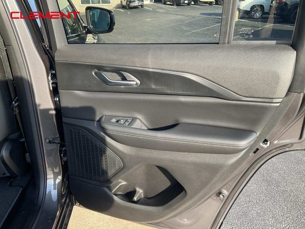 new 2025 Jeep Grand Cherokee car, priced at $36,973