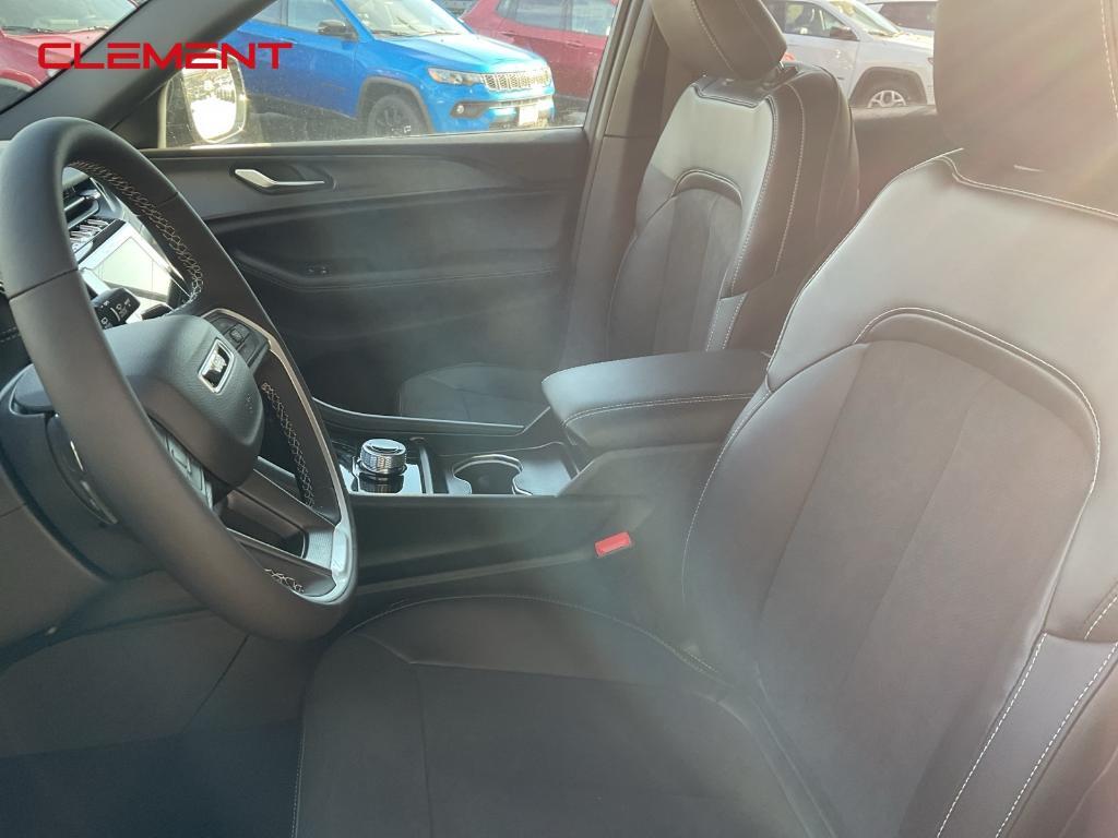 new 2025 Jeep Grand Cherokee car, priced at $36,973