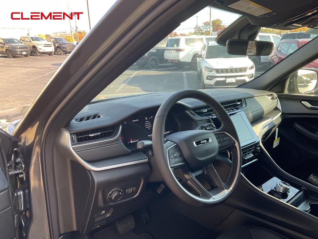 new 2025 Jeep Grand Cherokee car, priced at $36,973