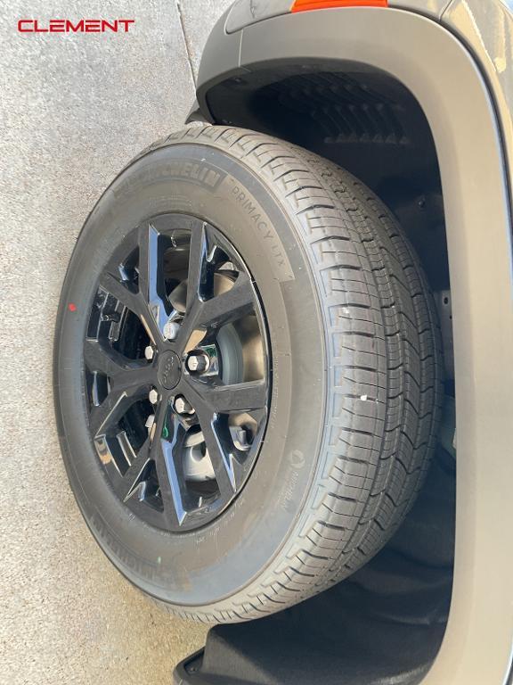 new 2025 Jeep Grand Cherokee car, priced at $36,973