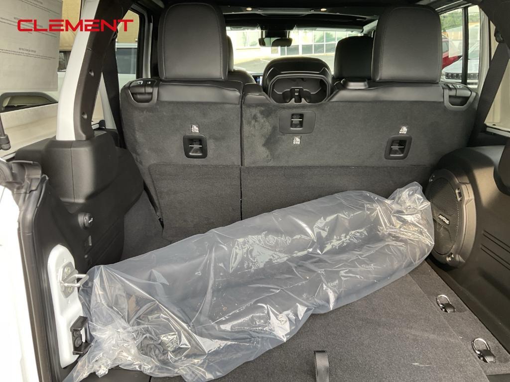 new 2025 Jeep Wrangler car, priced at $50,297