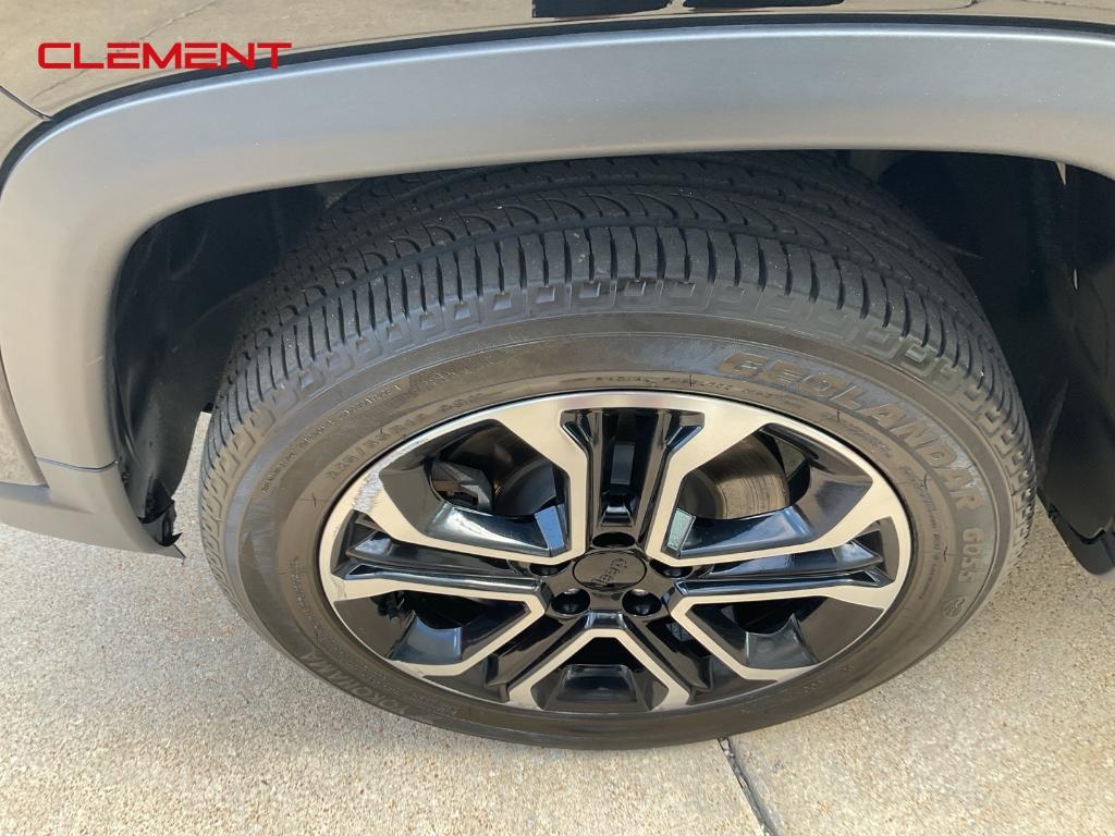 used 2023 Jeep Compass car, priced at $26,186