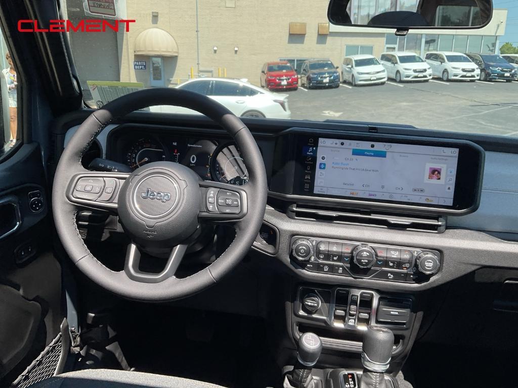 new 2025 Jeep Wrangler car, priced at $48,788