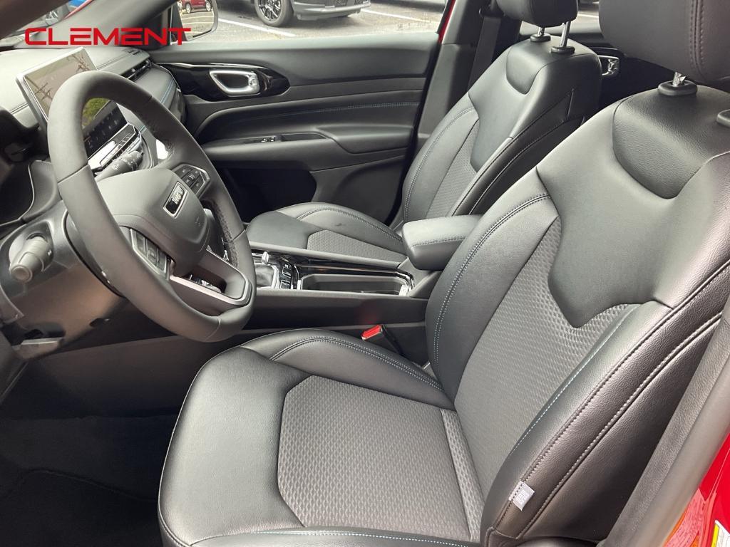 new 2025 Jeep Compass car, priced at $30,958