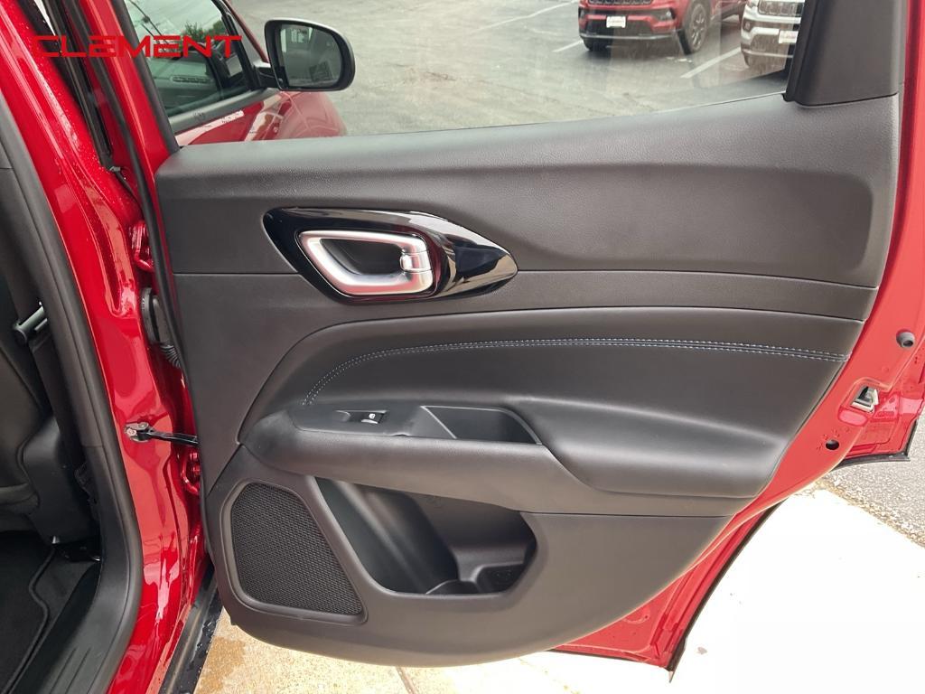 new 2025 Jeep Compass car, priced at $30,958