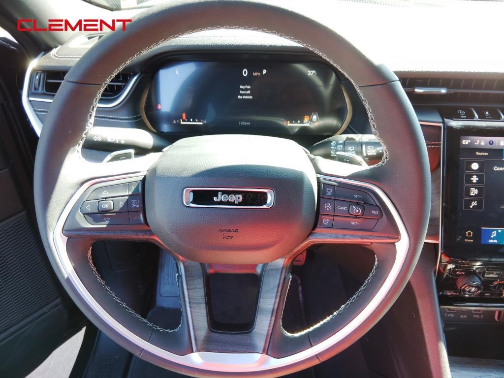 new 2025 Jeep Grand Cherokee car, priced at $40,896