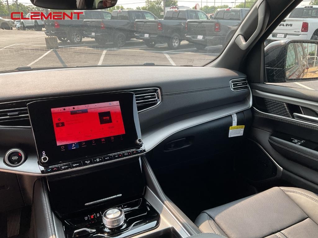 new 2025 Jeep Wagoneer car, priced at $65,271