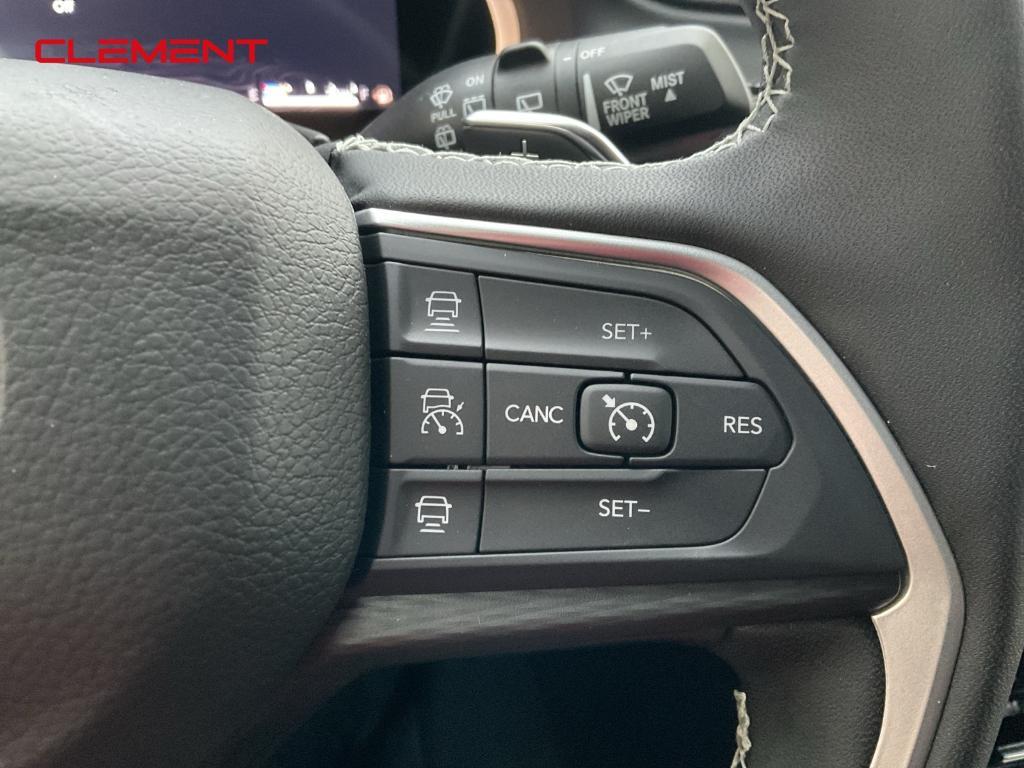 new 2025 Jeep Grand Cherokee car, priced at $37,054