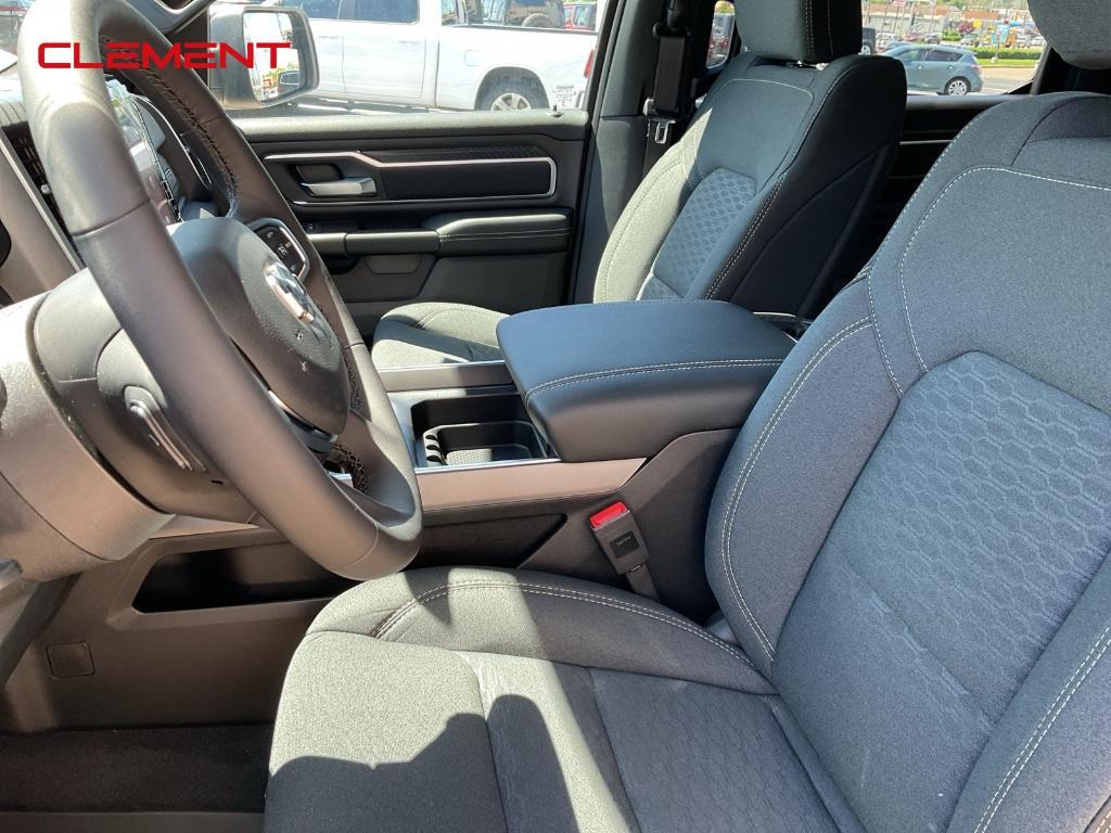new 2025 Ram 1500 car, priced at $45,956