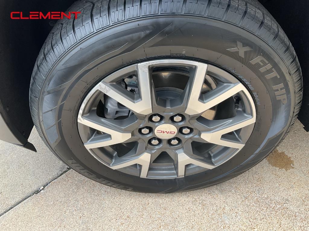 used 2022 GMC Acadia car, priced at $25,000