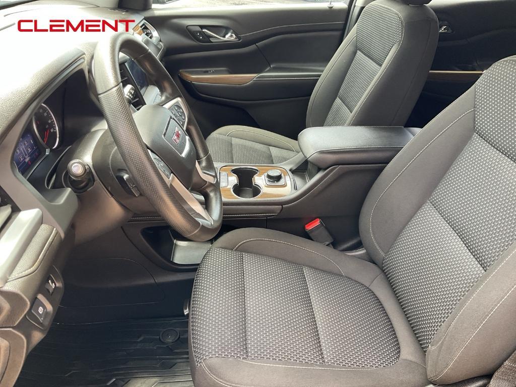 used 2022 GMC Acadia car, priced at $25,000