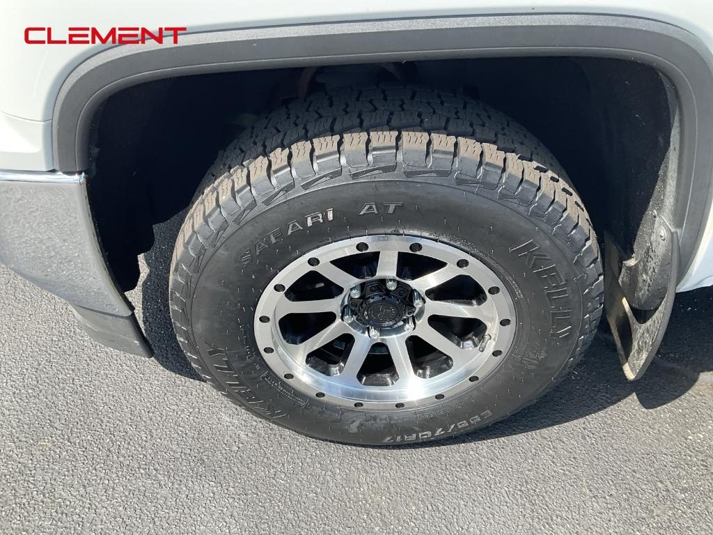 used 2018 GMC Sierra 1500 car, priced at $18,207