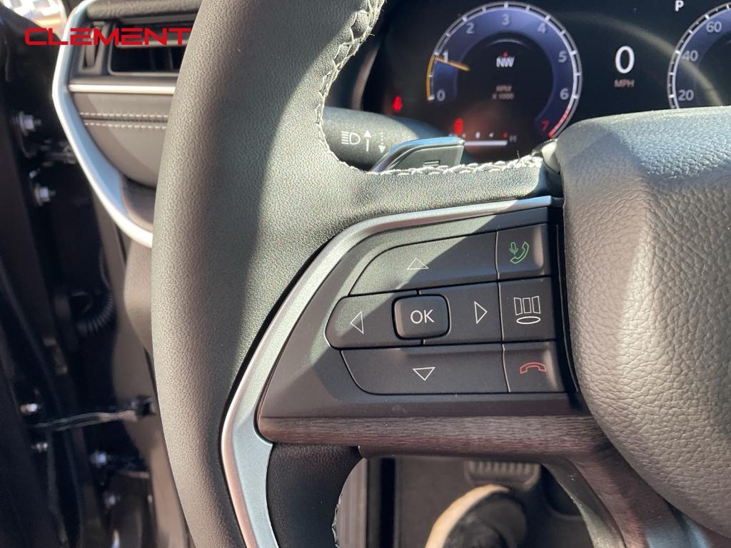 new 2025 Jeep Grand Cherokee car, priced at $44,744