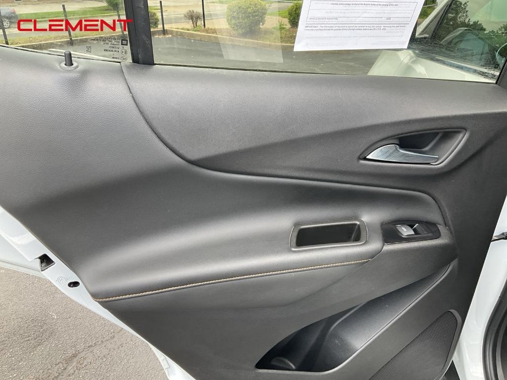 used 2022 Chevrolet Equinox car, priced at $23,403
