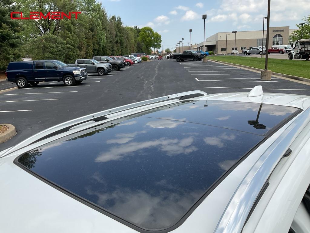 used 2022 Chevrolet Equinox car, priced at $23,403