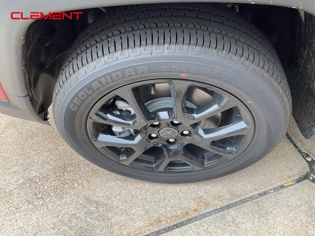 new 2025 Jeep Compass car, priced at $30,958
