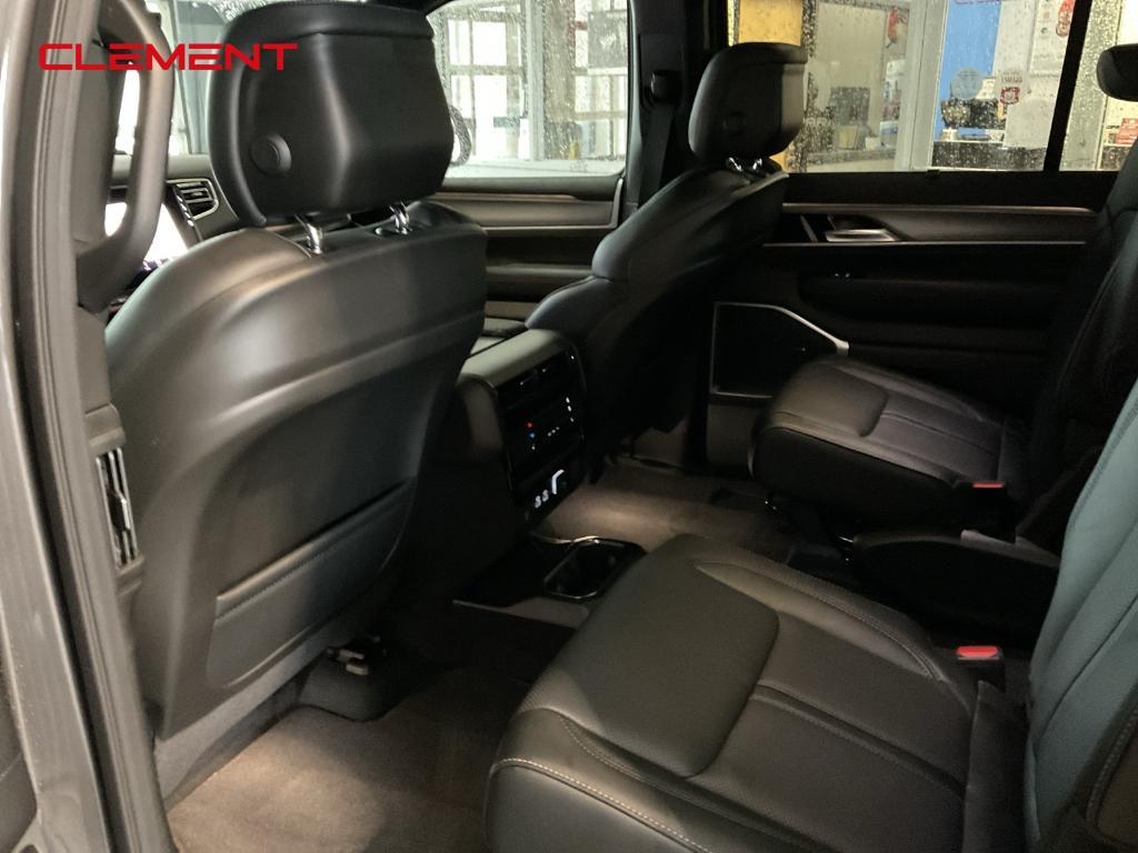 new 2025 Jeep Wagoneer L car, priced at $71,505